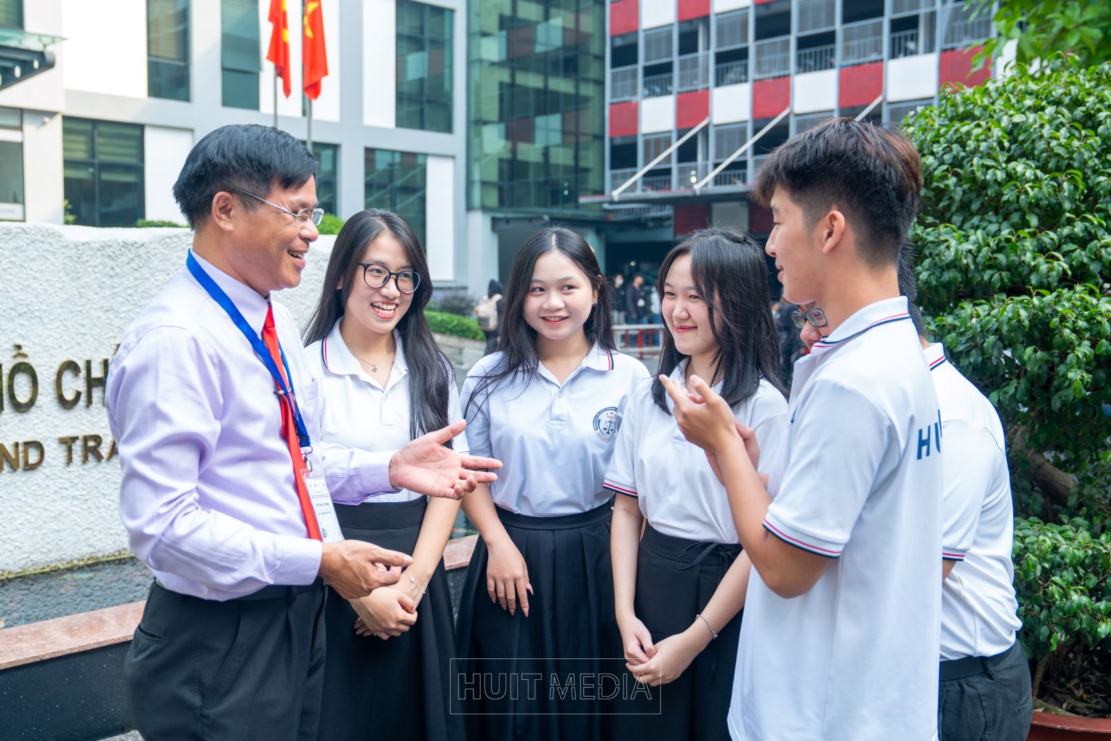 HUIT đầu tư bài bản cho đội ngũ giảng viên, tạo nền tảng phát triển bền vững