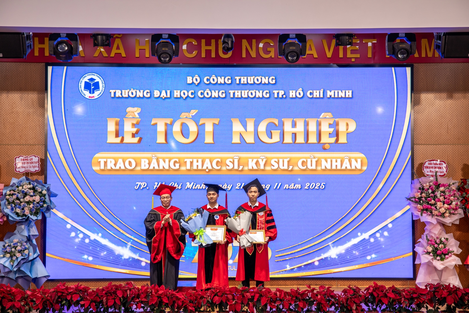 “Nhất định sẽ có ngày nhìn lại và mỉm cười với chính mình” lời nhắn nhủ của thủ khoa tốt nghiệp thạc sĩ ngành Kỹ thuật điện