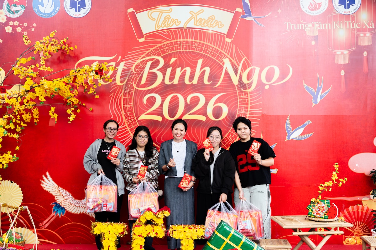 Tet far from home – When young people choose to stay behind to grow up