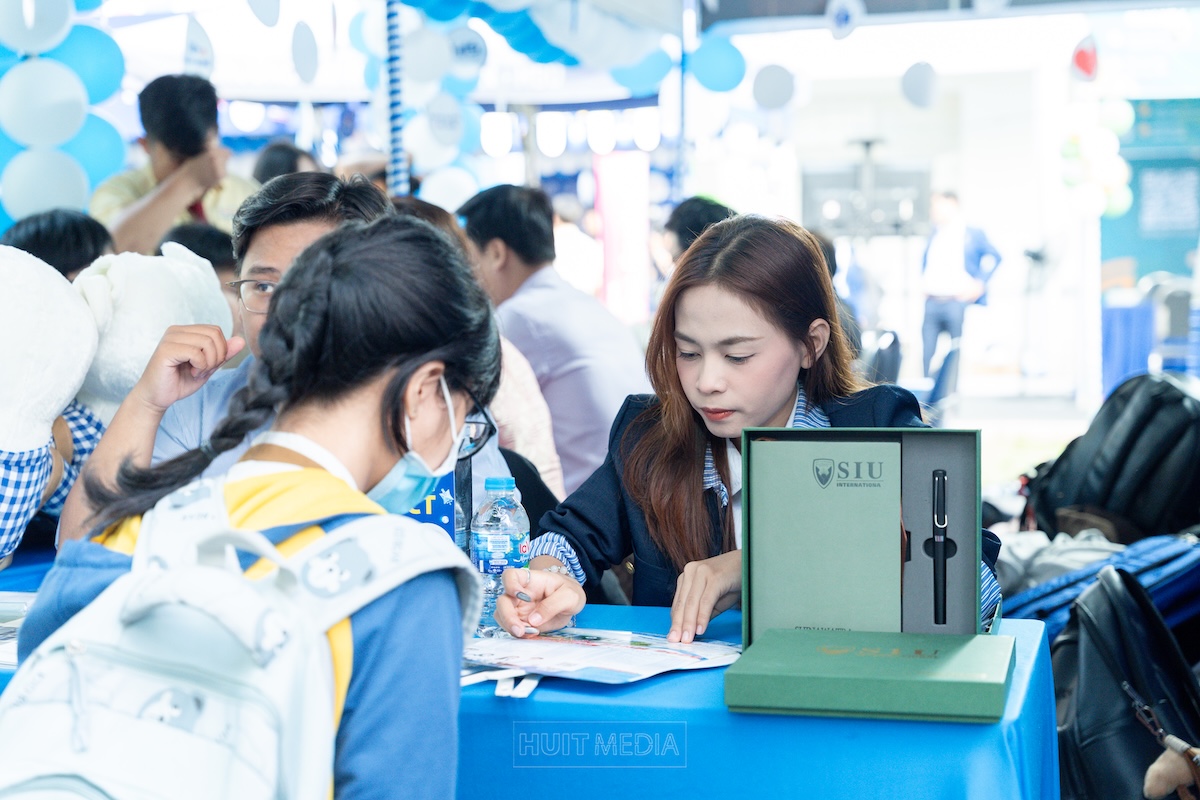 International institute of HUIT makes its mark at the 2026 admission consultation day